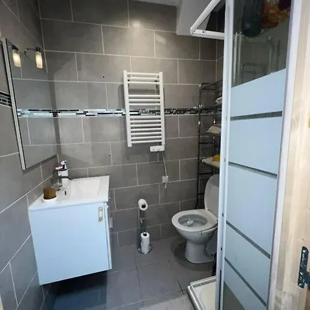 Studio Confortable Et Fonctionnel Proche Gare Méru Exterior foto